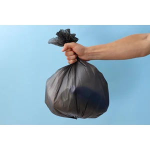 Perbandingan Garbage Bag Plastik vs Biodegradable