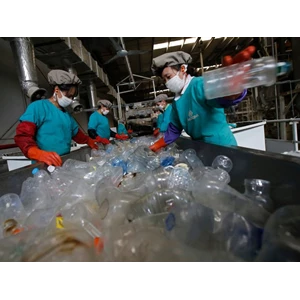 Bagaimana Garbage Bag Meningkatkan Efisiensi Pengelolaan Sampah di Perusahaan